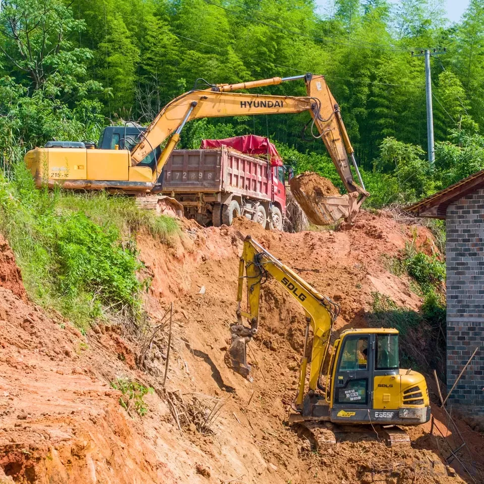How Custom Tracked Undercarriages Solve Harsh Environment Mobility Challenges For Heavy Equipment(Image7) How Custom Tracked Undercarriages Solve Harsh Environment Mobility Challenges For Heavy Equipment(Image7)
