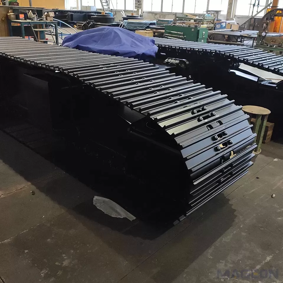 MAGEON 12-Ton Steel Track Chassis: Dynamic Optimization Builds the C