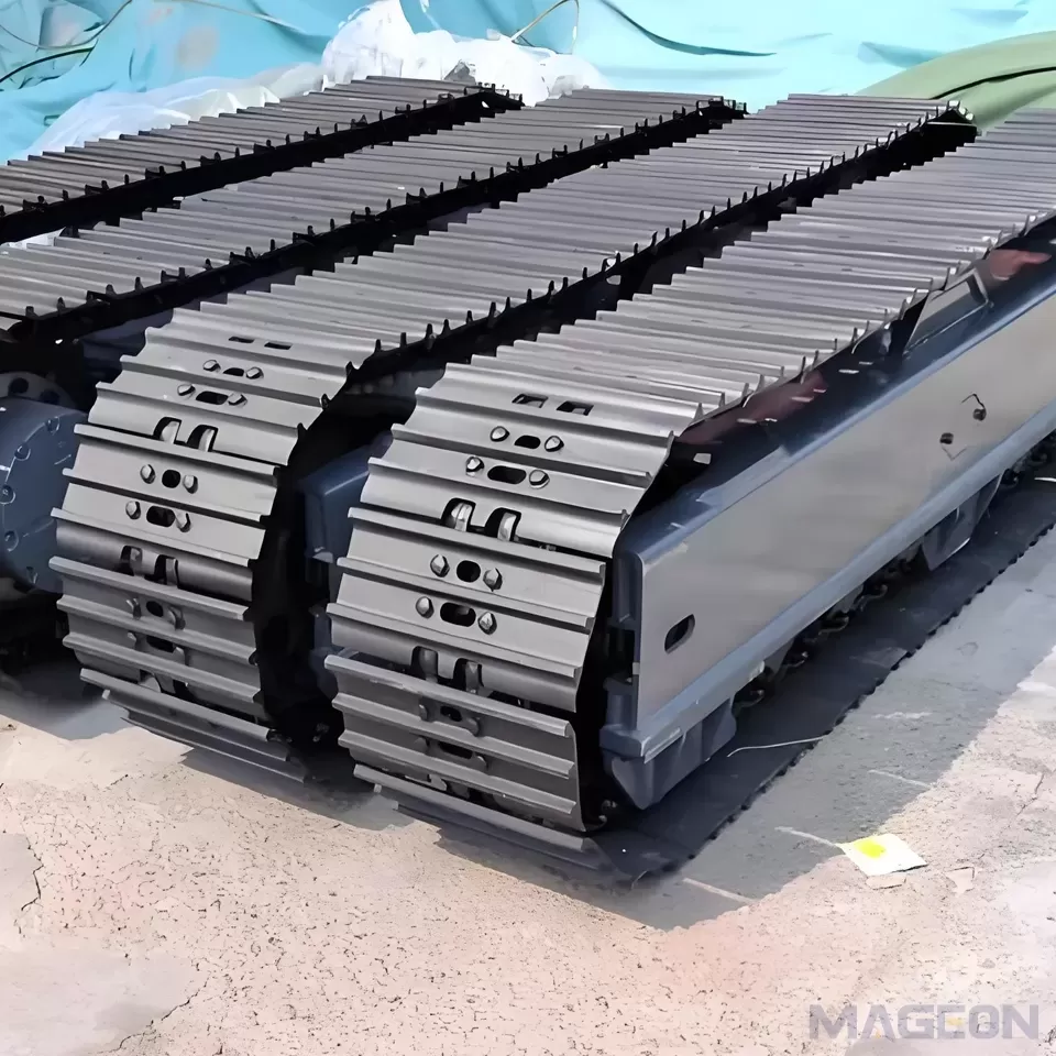 How do I choose to use steel crawler chassis or rubber crawler chass