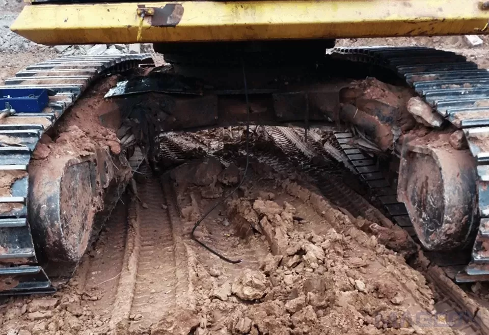 How can heavy steel crawlers be designed and customized to suit complex projects?(Image3) How can heavy steel crawlers be designed and customized to suit complex projects?(Image3)